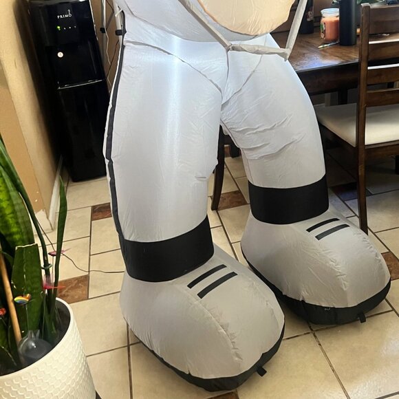 NFL Raiders 7’ft Led Lit Inflatable Mascot - Picture 7 of 13